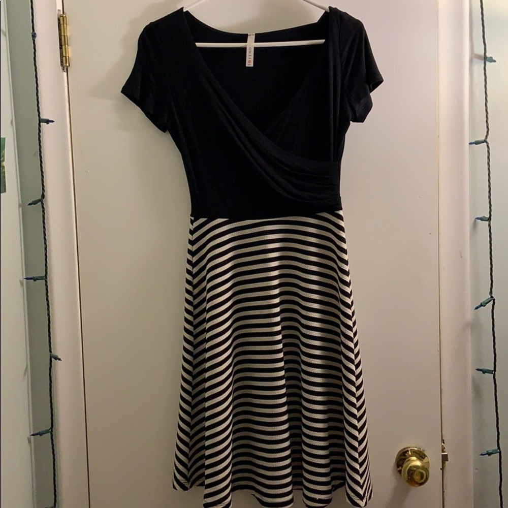 Women’s dress